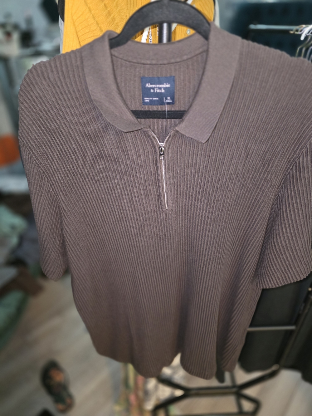 Abercrombie & Fitch Ribbed Zip Polo - Brown